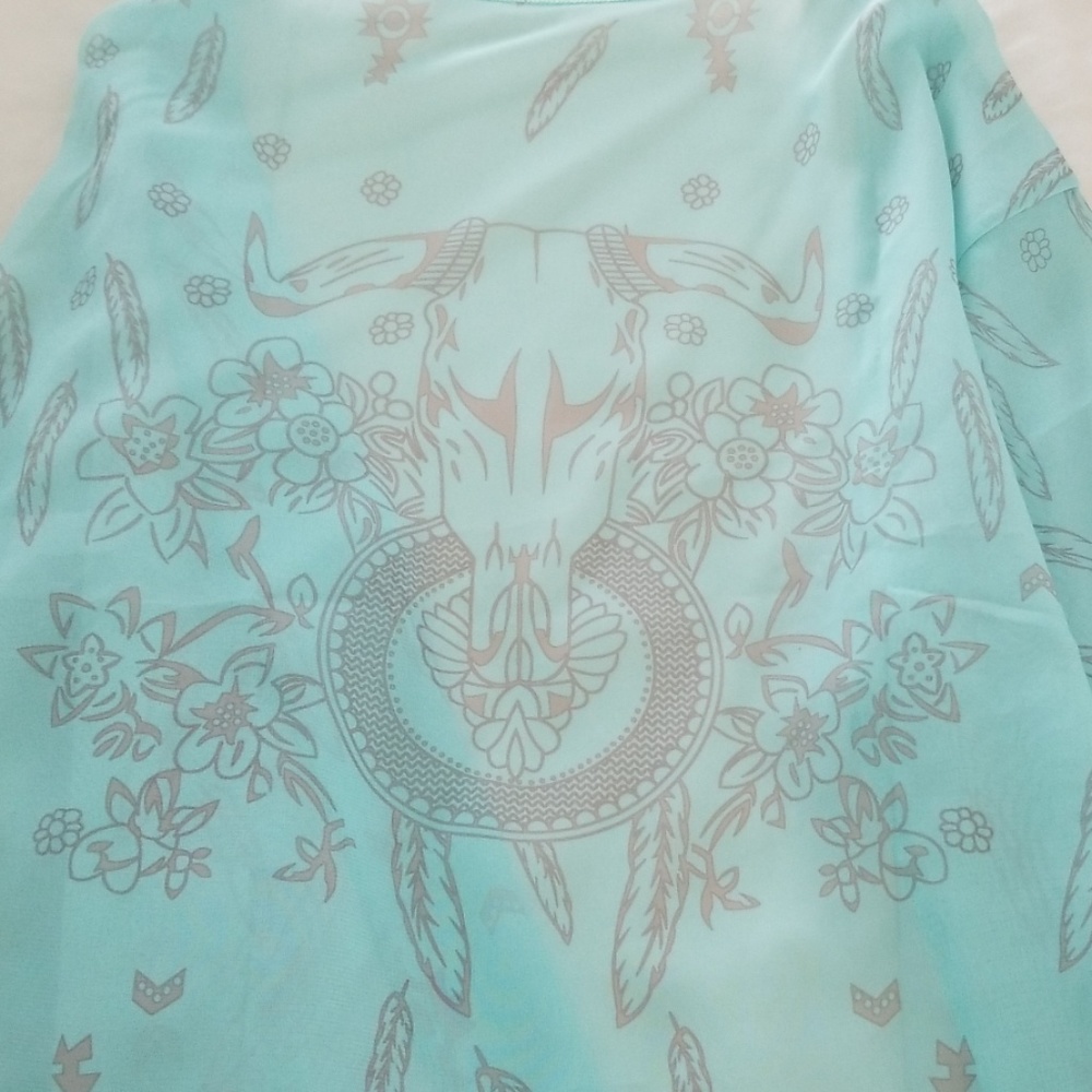 Wrap - Picture 3 of 3
